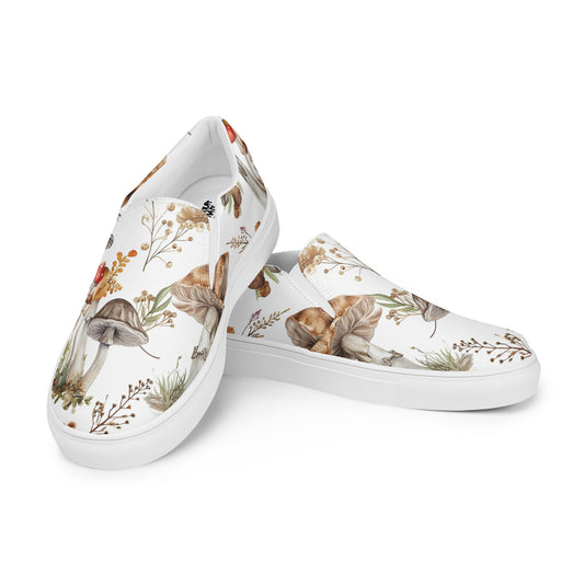 Woodsy Cottagecore Women’s slip-on canvas shoes