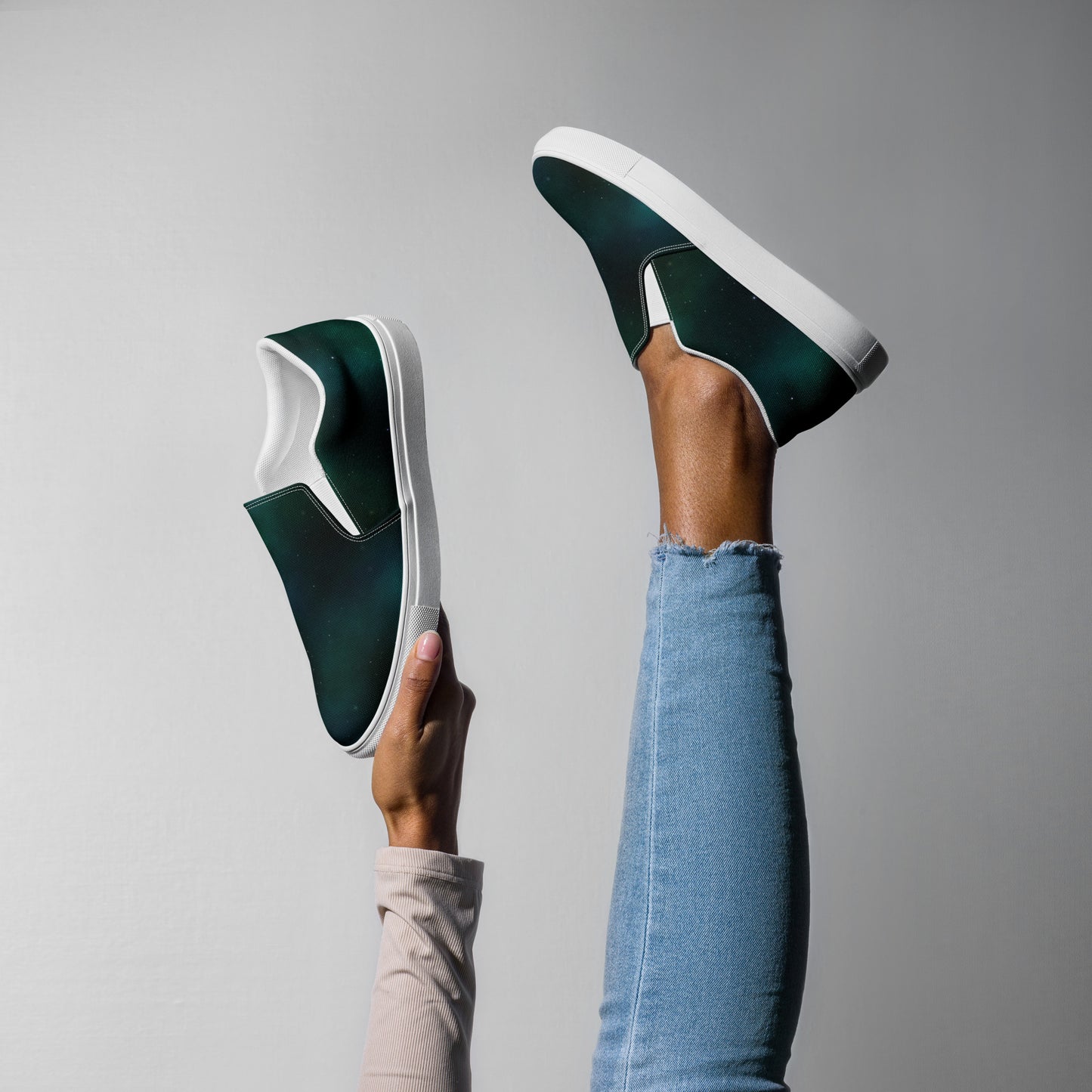 Nebula Women’s slip-on canvas shoes